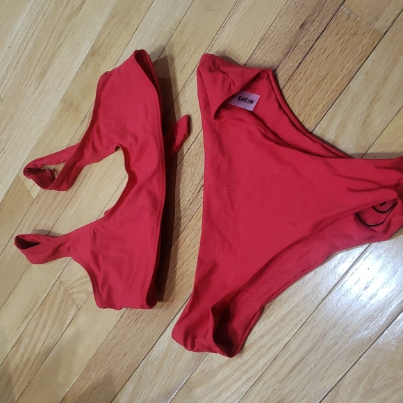 Bikini-XS - Picture 2 of 5